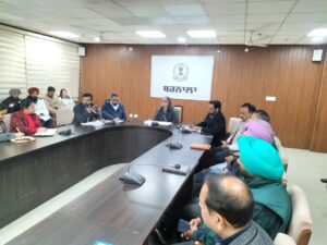 ਗਣਤੰਤਰ ਦਿਵਸ ਮਨਾਉਣ ਸਬੰਧੀ ਕੀਤੀ ਗਈ ਬੈਠਕ ਬਾਬਾ ਕਾਲਾ ਮੇਹਰ ਸਟੇਡੀਅਮ ਵਿਖੇ ਮਨਾਇਆ ਜਾਵੇਗਾ ਗਣਤੰਤਰ ਦਿਵਸ